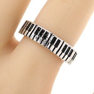 Silver Black Keyboard Stretch Ring Piano Pianist Fun Music Teacher Gift NWT
